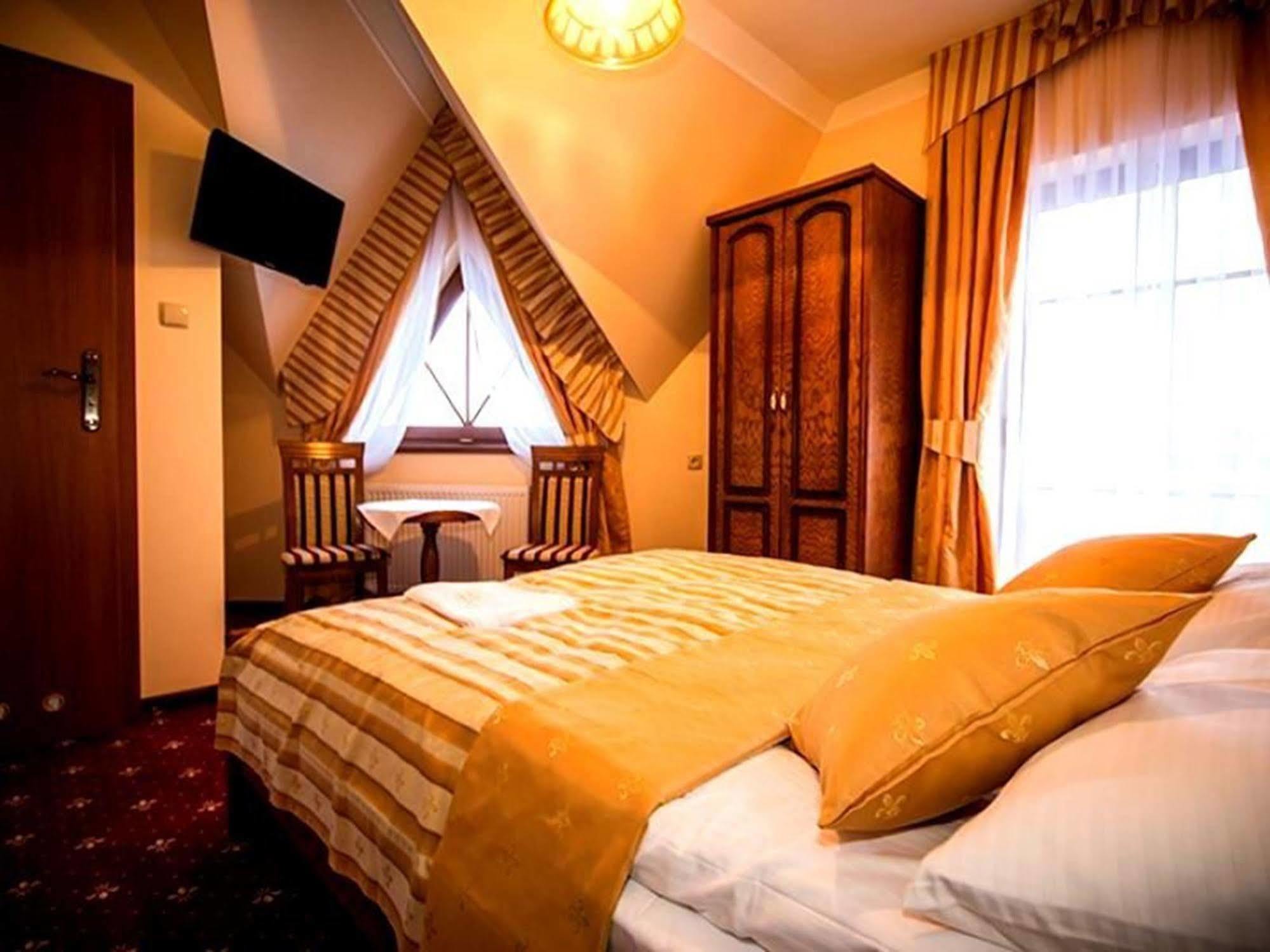 Pensjonat Zbojecki Dwor - Blisko Basenow Termalnych I Szlakow Gorskich Bukowina Tatrzańska Extérieur photo