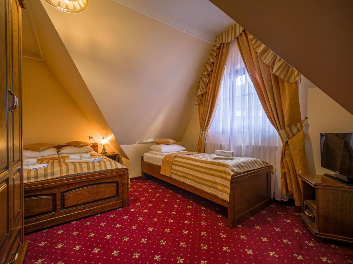 Pensjonat Zbojecki Dwor - Blisko Basenow Termalnych I Szlakow Gorskich Bukowina Tatrzańska Extérieur photo
